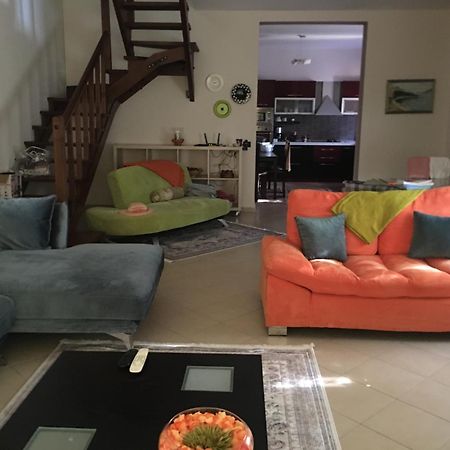 Vacation Home In Gjiri I Lalezit, Lalez, Дуррес Экстерьер фото